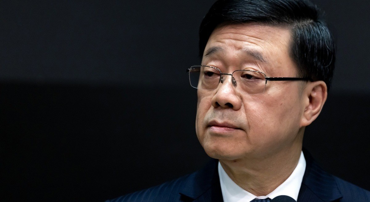 Hong Kong holds legislative election as city mourns deadly blaze