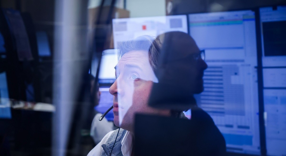 Stocks hit highs as ‘Santa Rally’ countdown begins