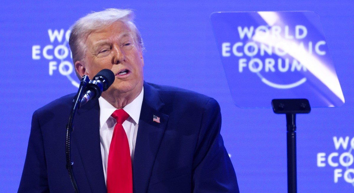 Trump threatens ‘big retaliation’ if Europe dumps US assets