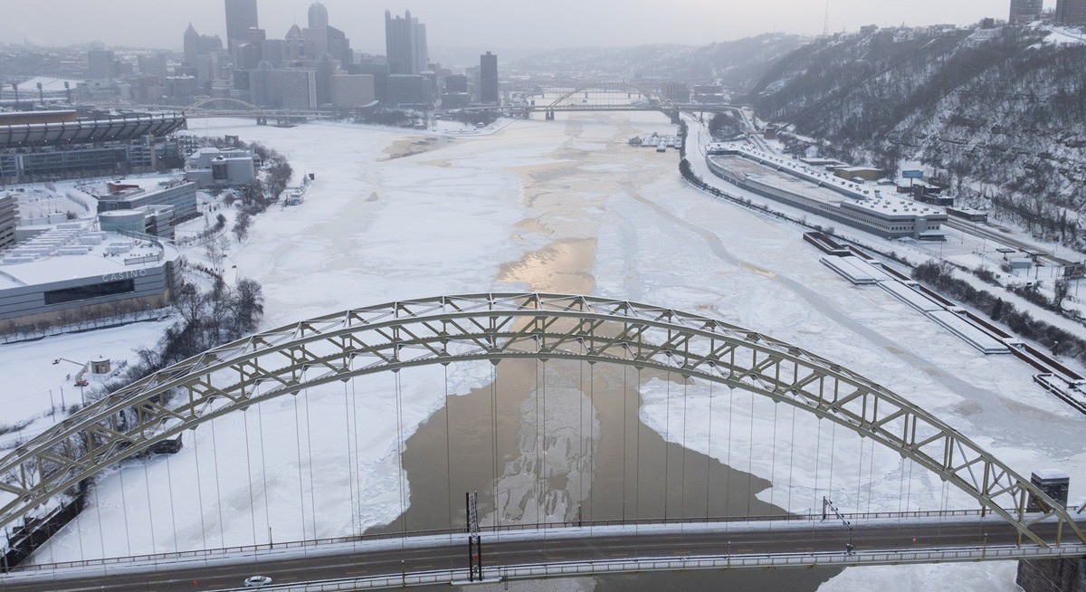 US natural gas dips after surging almost 30% on Arctic blast