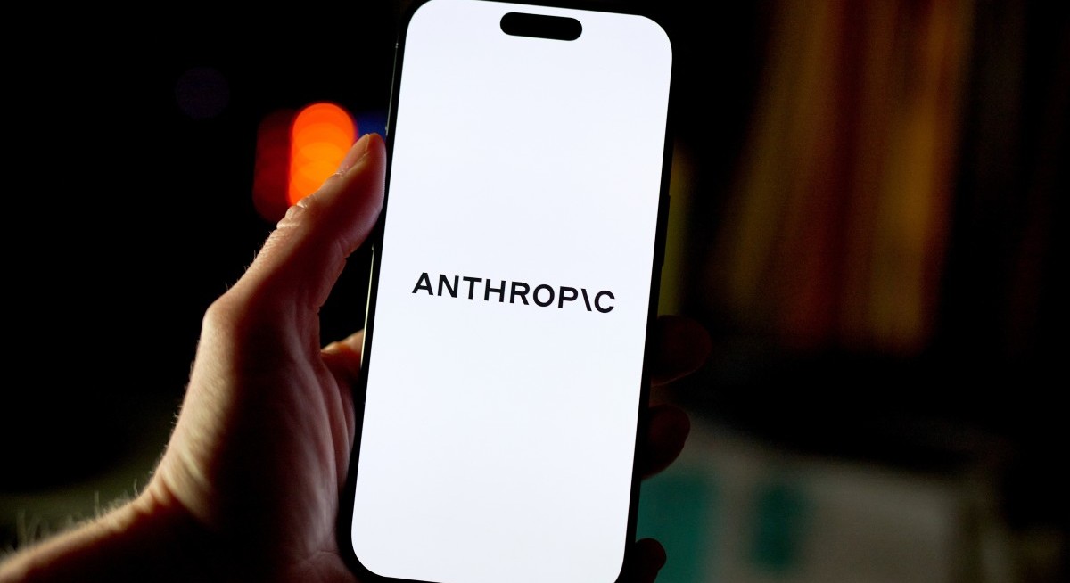 Anthropic AI tool sparks selloff from software to broader market