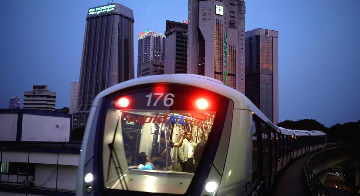 Malaysia’s surprise growth surge spurs 2026 forecast upgrades