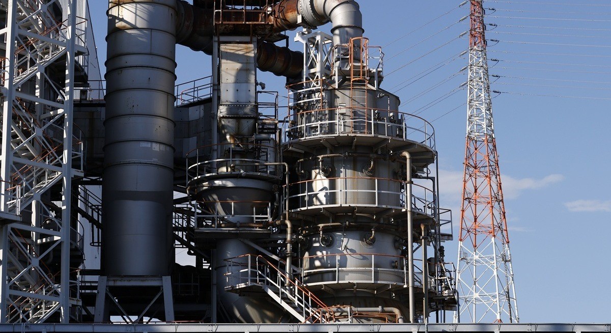 Japan to allow more coal-fired power to cope with energy shock