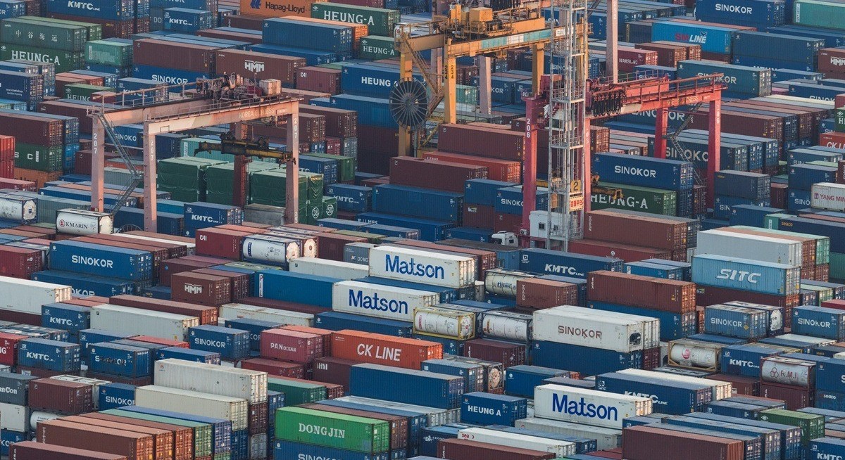 South Korea exports continue to surge despite escalating Iran risks