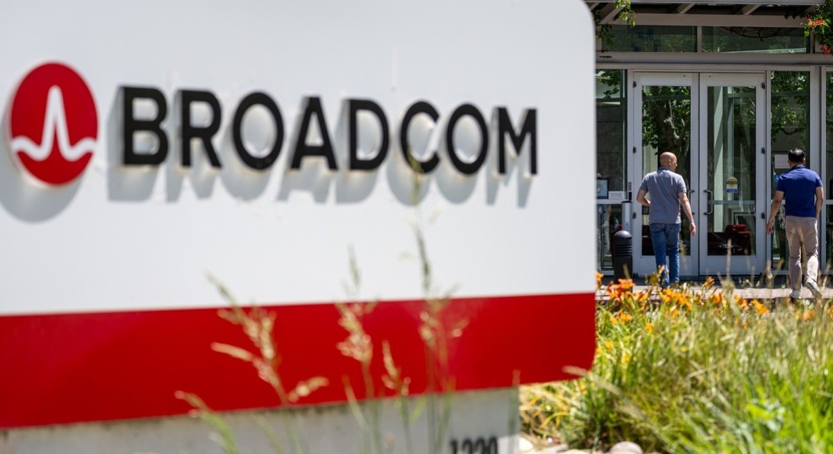 Broadcom taps Google executive Thuener as its next finance chief