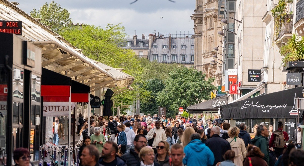 French economy unexpectedly failed to grow as Iran shock hit