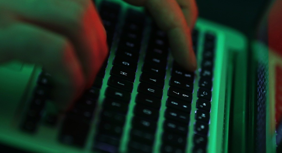 Australia watchdog says money launderers ramping up AI for scams