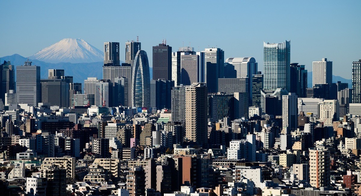 Japan unveils US$19 bil extra budget to cushion Mideast impact