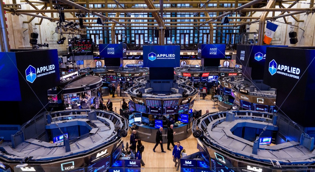 Nasdaq 100 falls 2% as chipmakers halt solid run