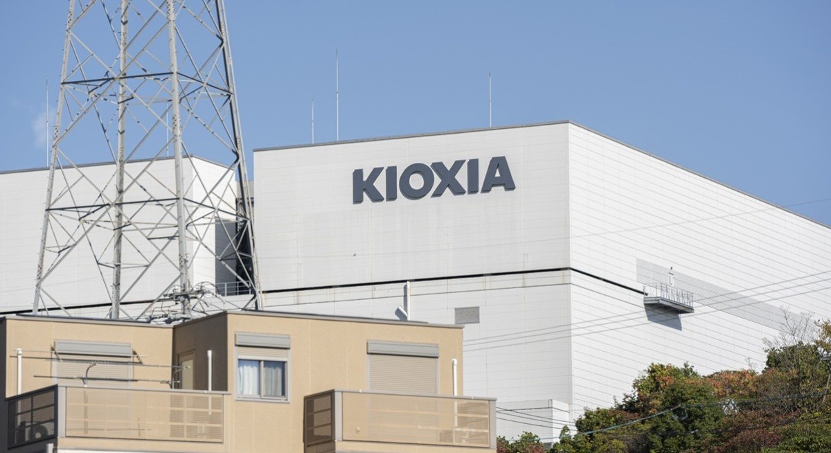 Japan’s Kioxia plans to offer US depositary shares in spring