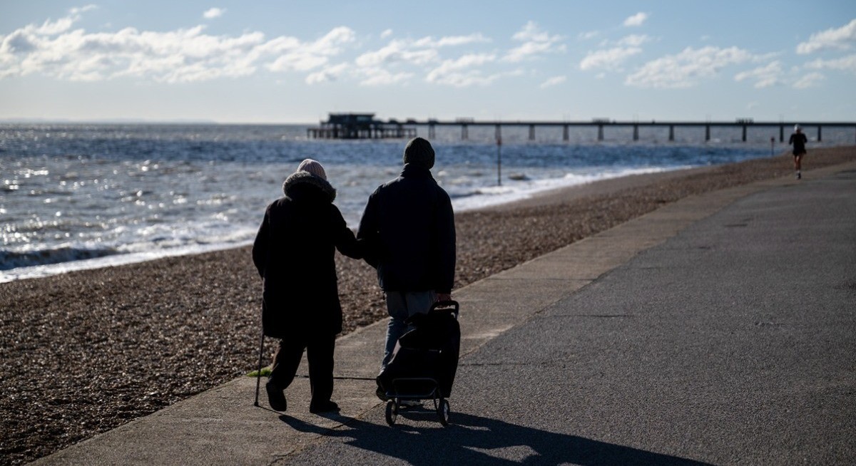Britain’s migration clampdown puts fear into £15 bil care sector
