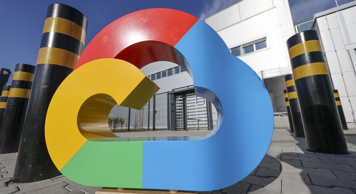 Alphabet sales beat estimates on Google Cloud unit growth