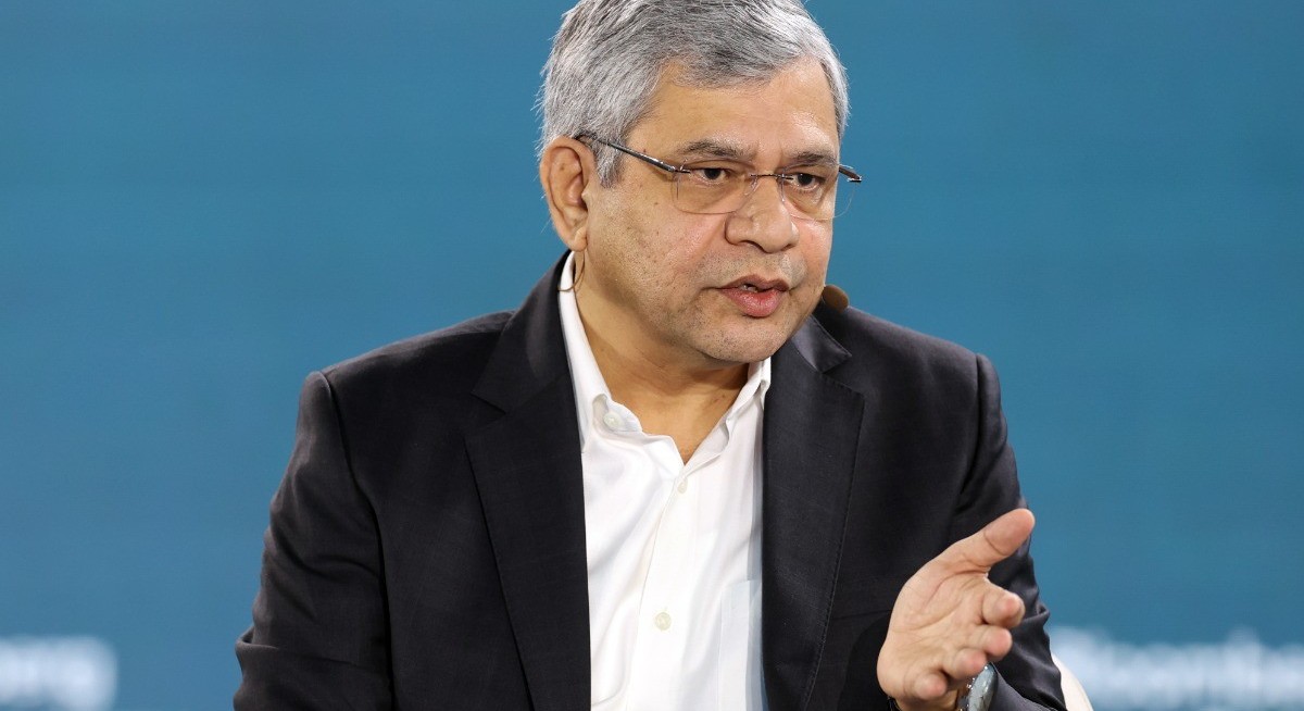 India seeks chipmaking parity with major producers by 2032