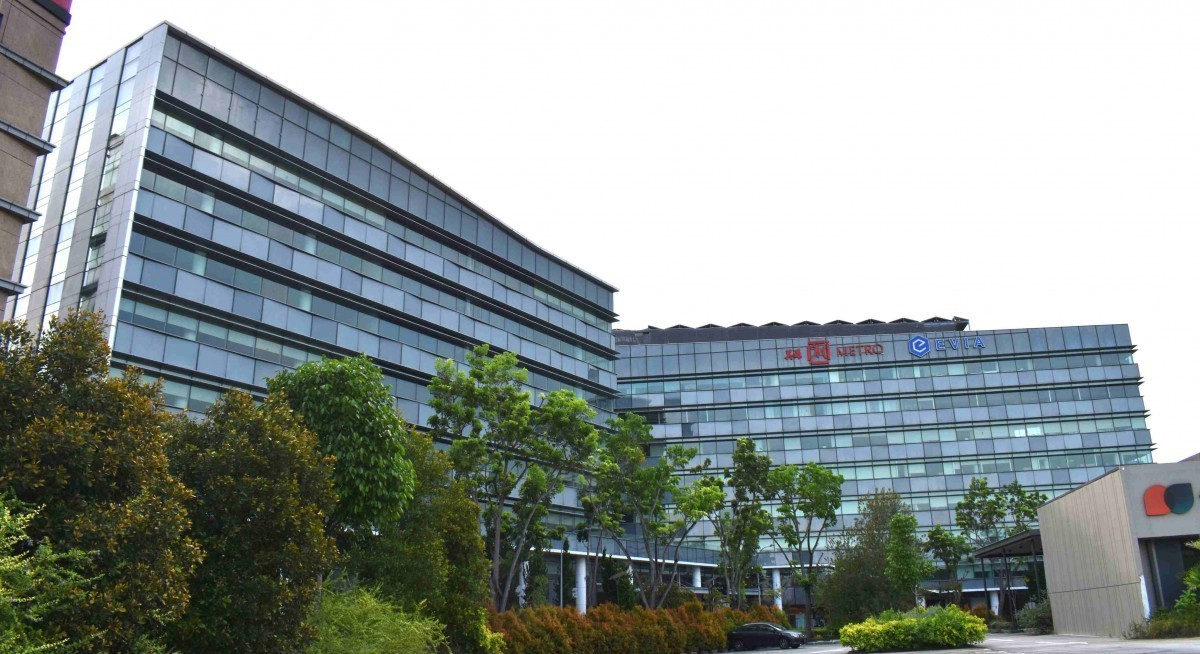 Metro Holdings appoints Erwin Wuysang-Oei as CEO of Metro Limited to oversee retail division