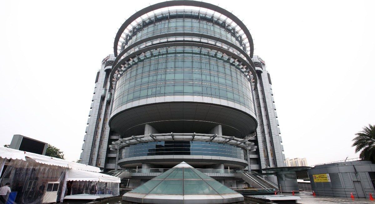 S&P Global Ratings remain ‘negative’ on SingPost as it expects its ...