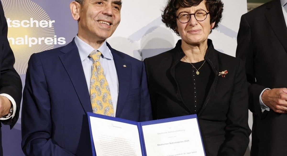 BioNTech founders leaving to start new firm; shares slide