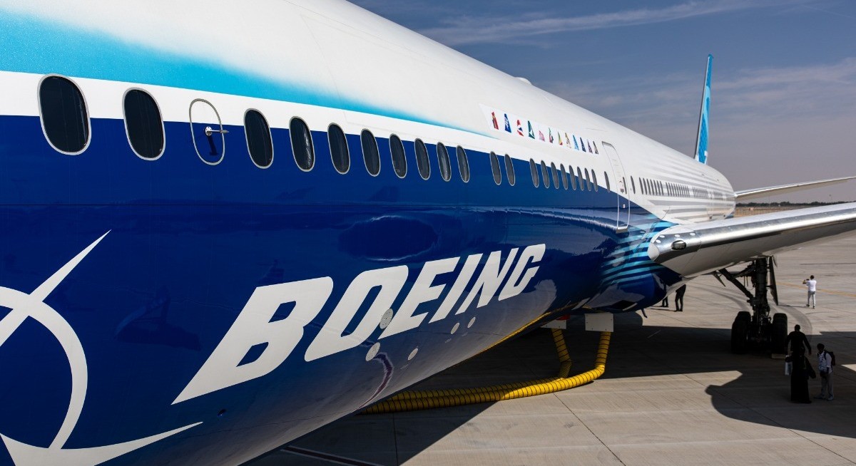 Boeing on track to generate billions in cash next year