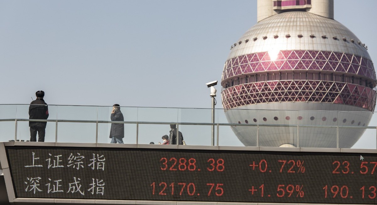 Chinese stocks rally to four-year high in strong start to 2026
