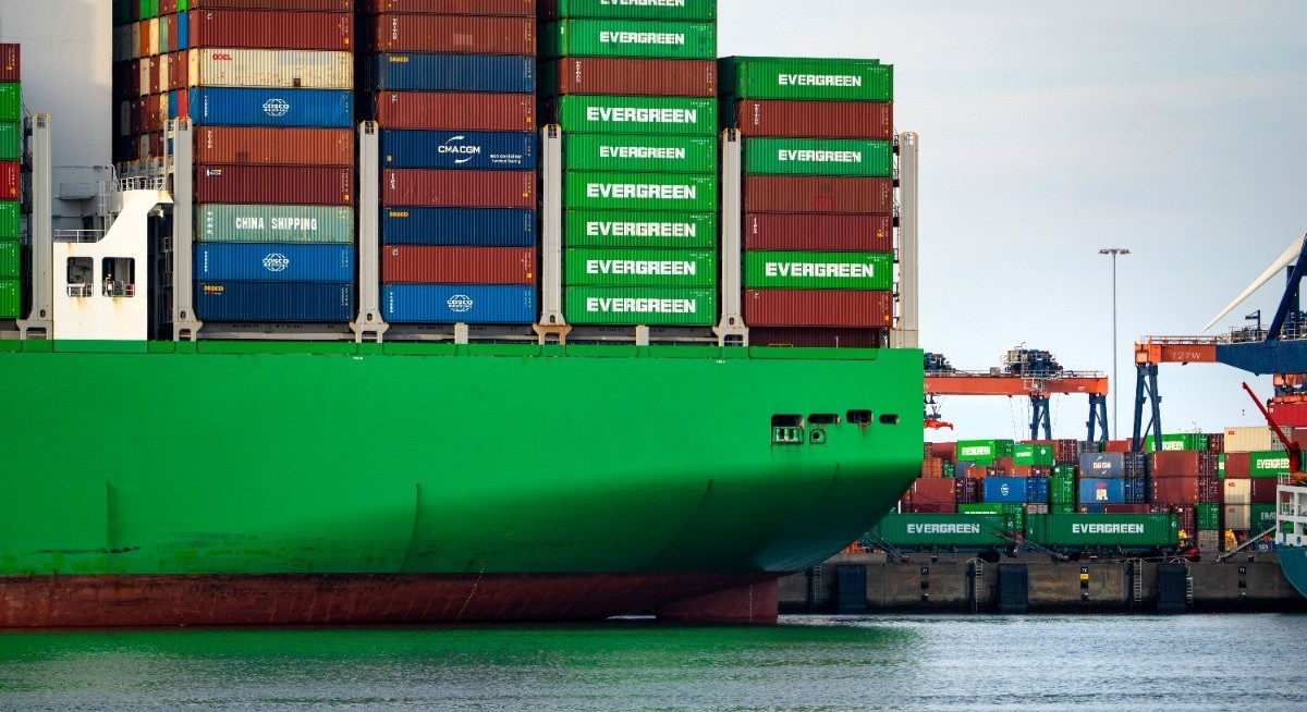 Spot container rates to Europe jump as Iran war strains capacity