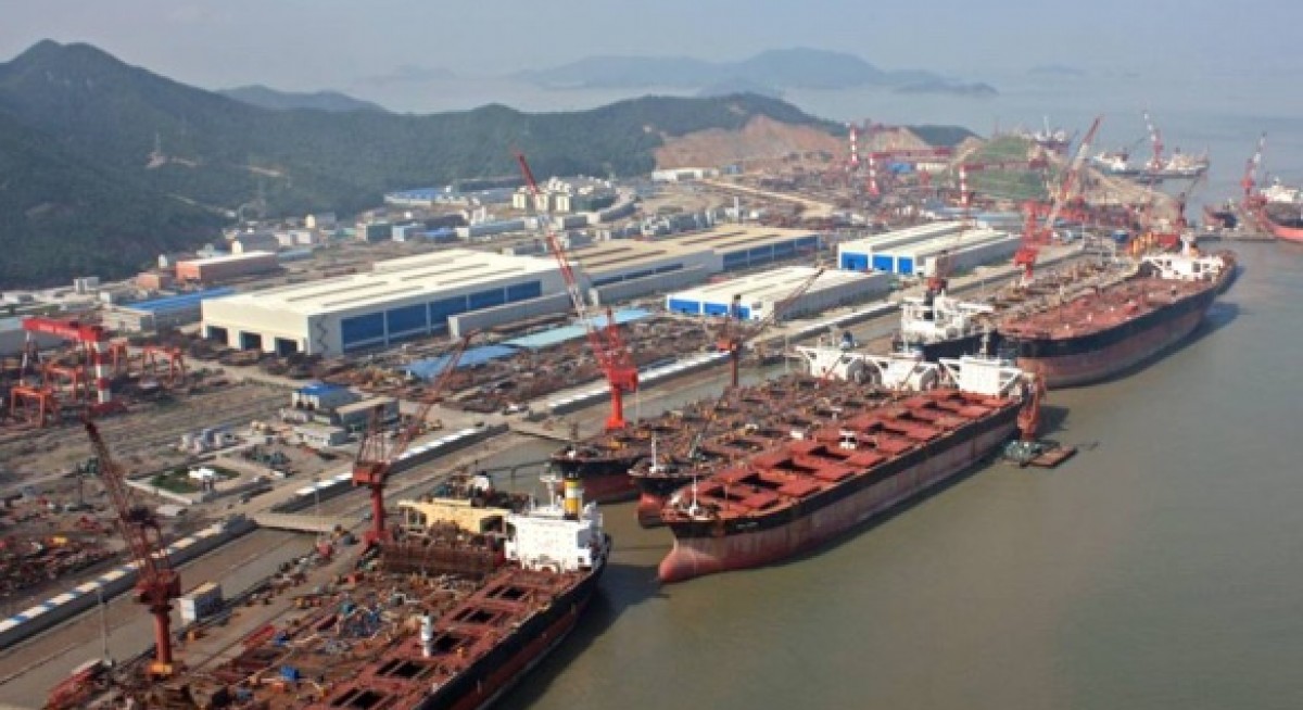 Parent company throws Cosco Shipping a lifeline