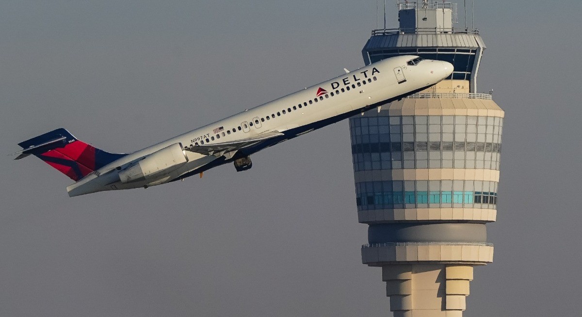 Delta Air sees US$200 mil fallout in 4Q from US govt shutdown 