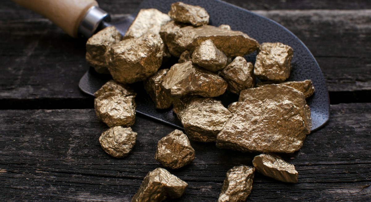 Why have gold miners started to outshine gold?