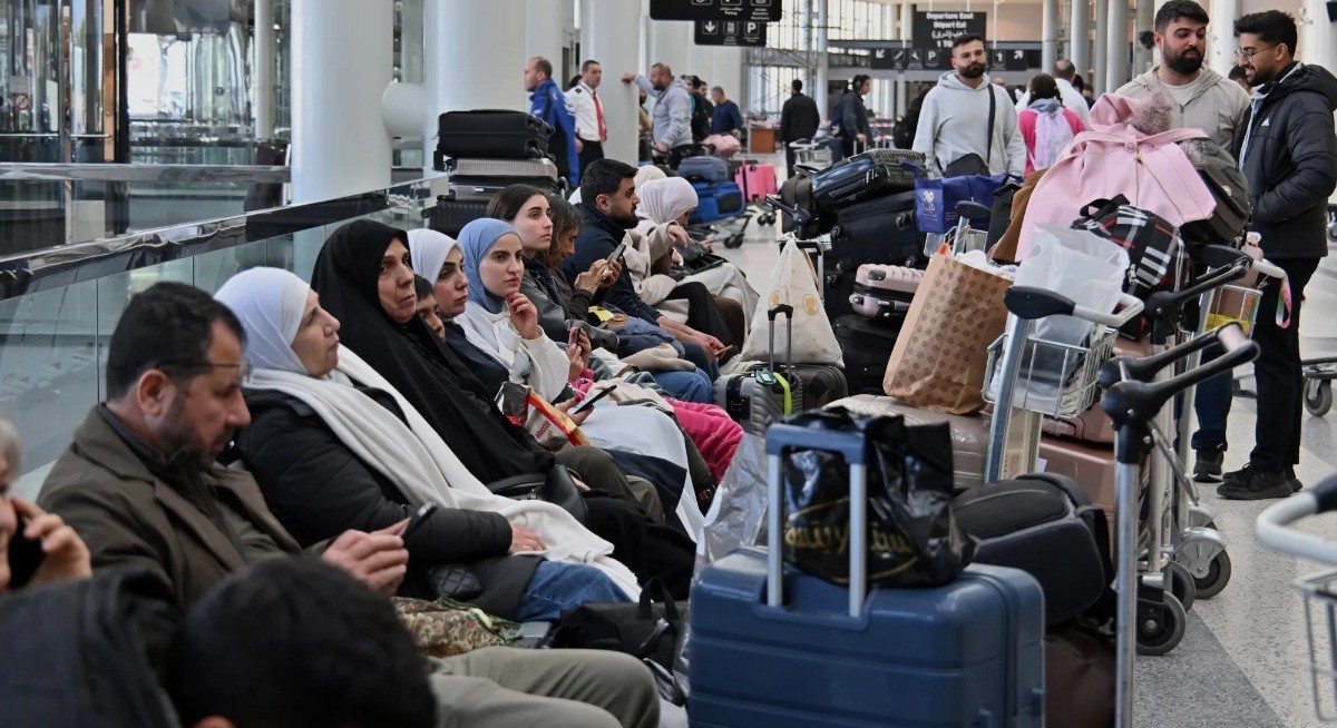 Iran strikes disrupt thousands of flights; Dubai airport damaged