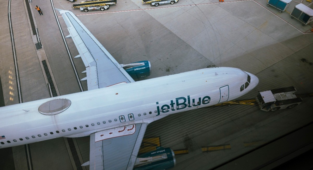 Airbus warns A320 fleet needs software fix after incident