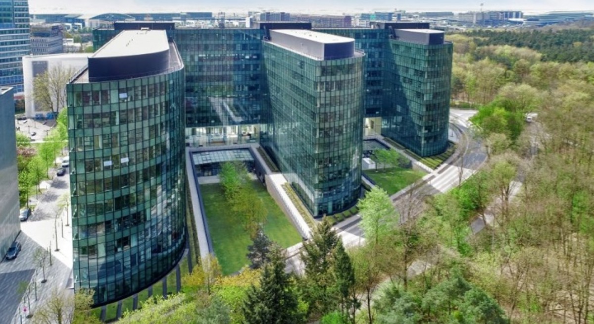 Can CCT's Frankfurt office acquisition, AEIs lift it to new heights?