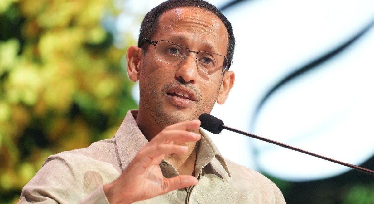 Indonesia tries ex-minister Makarim in Chromebook graft case