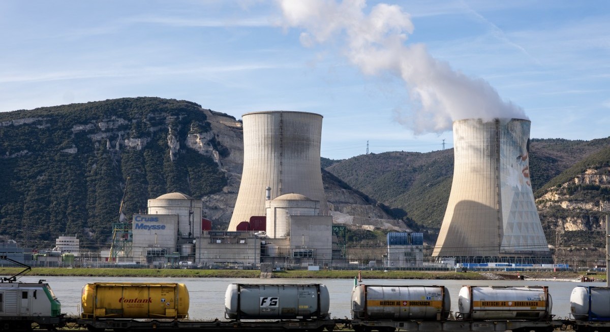 We need to go nuclear, now