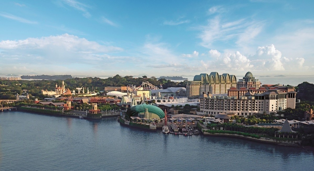 Could Genting Singapore be doing more with its cash?