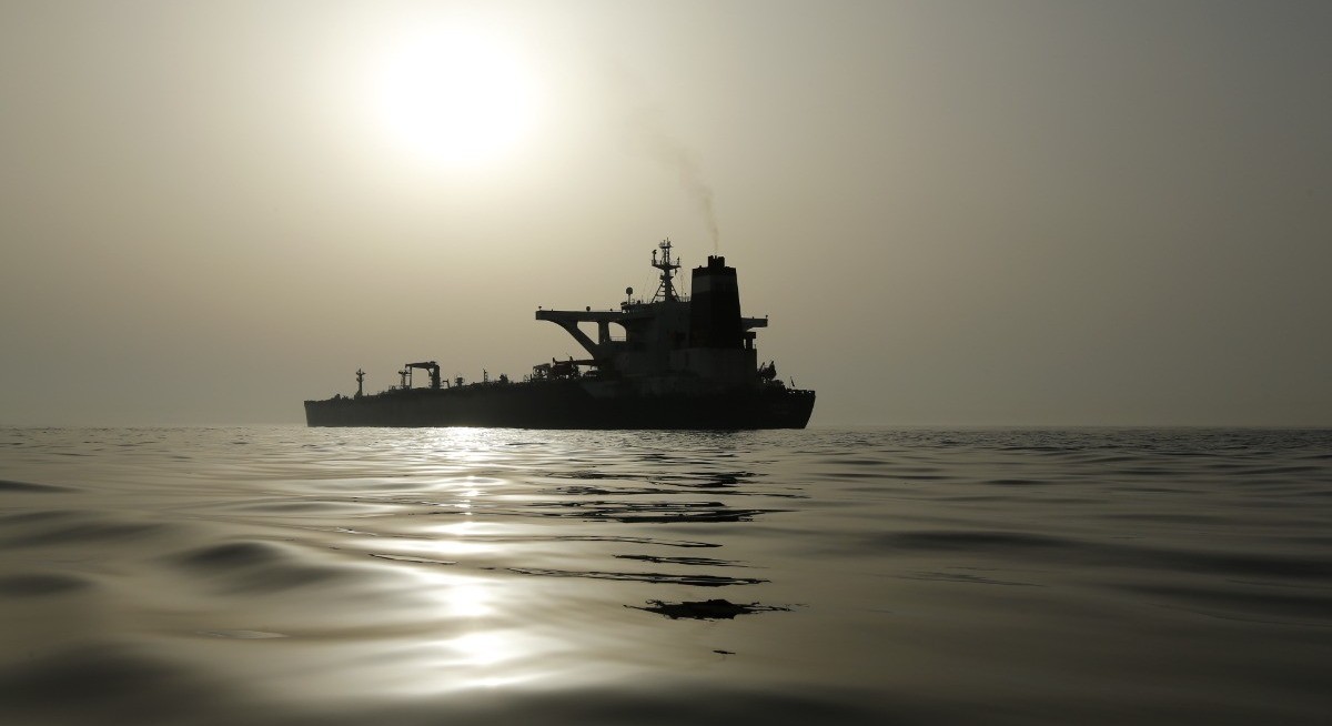 Russia oil risks being stuck at sea amid US sanctions