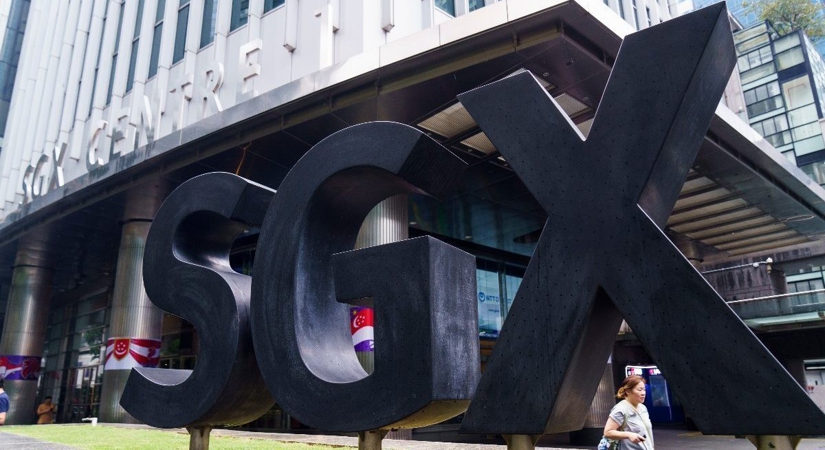 Scoring the largest companies outside the Straits Times Index