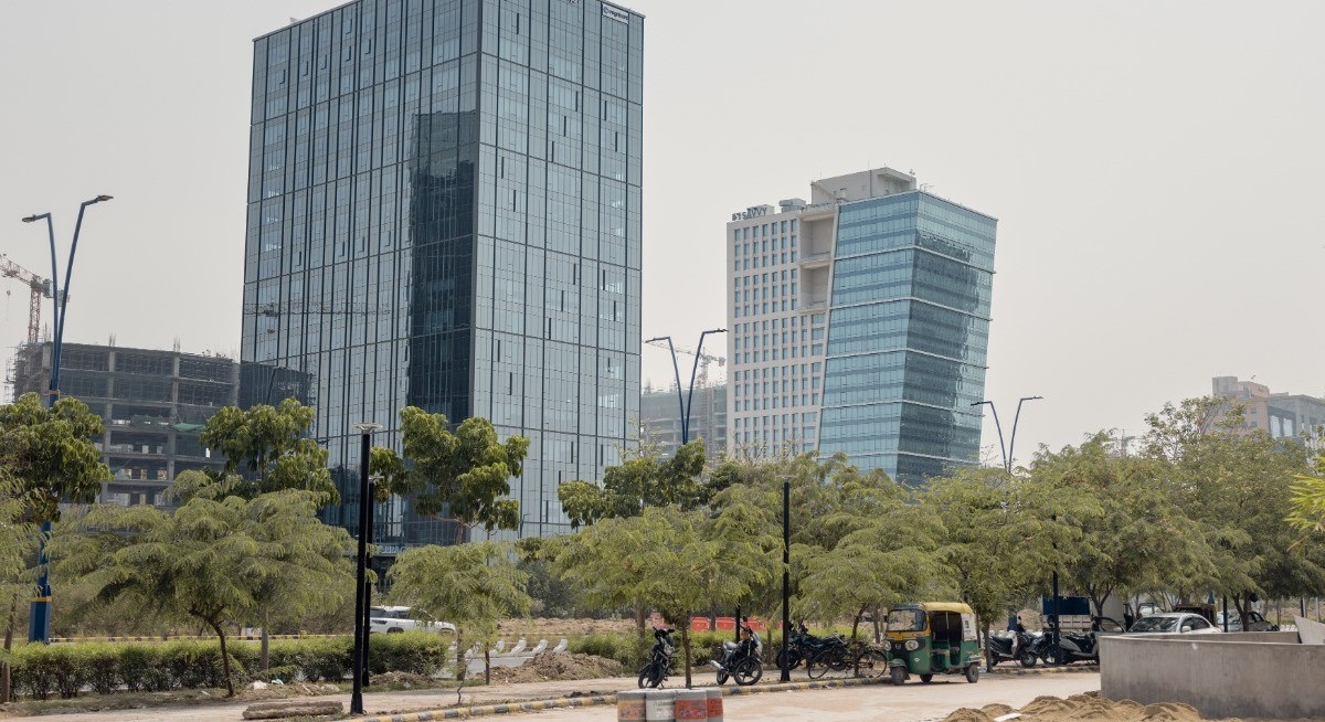 MUFG, HSBC bet big on India’s GIFT City in warning to Asia hubs