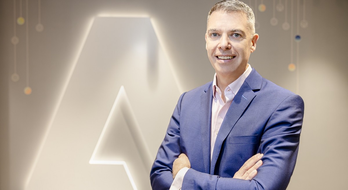 To millions in milliseconds: Creating powerful digital experiences that can be personalised at scale