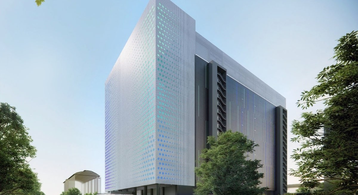 Singtel harbours bigger data centre ambition; eyes mobile market repair