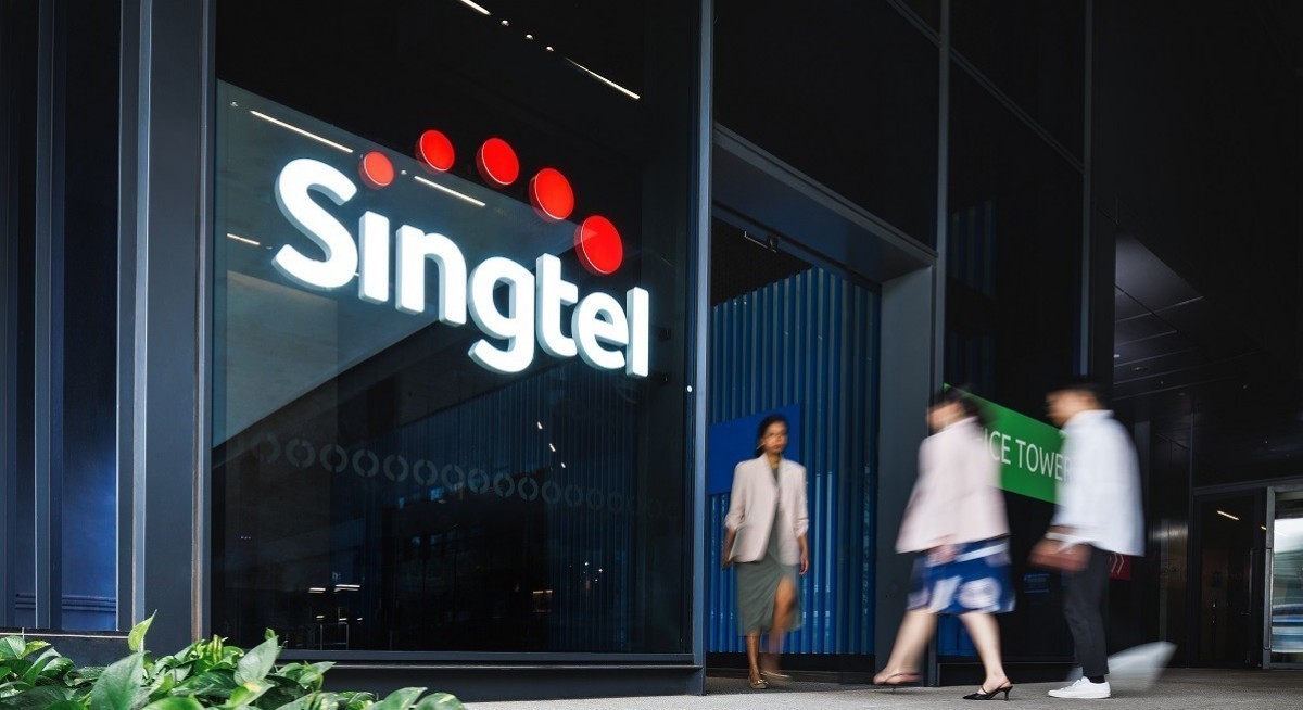 CGSI keeps Singtel at 'hold' but with slightly raised target price of $4.10
