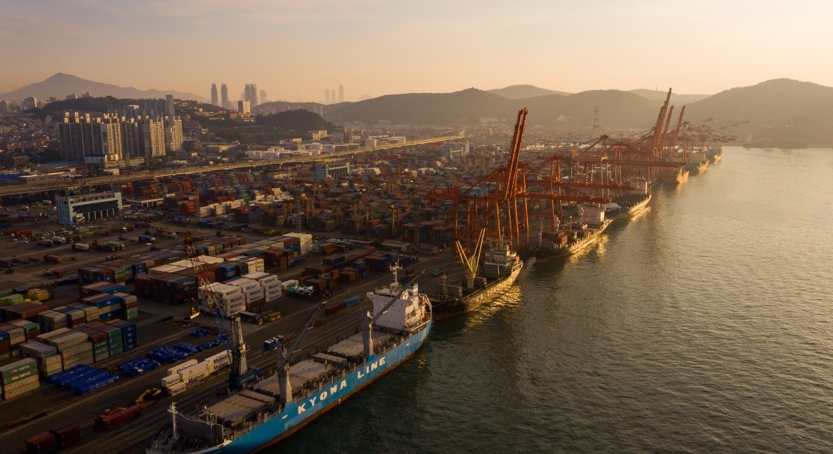 UK and South Korea seal deal to trade 98% of goods tariff-free