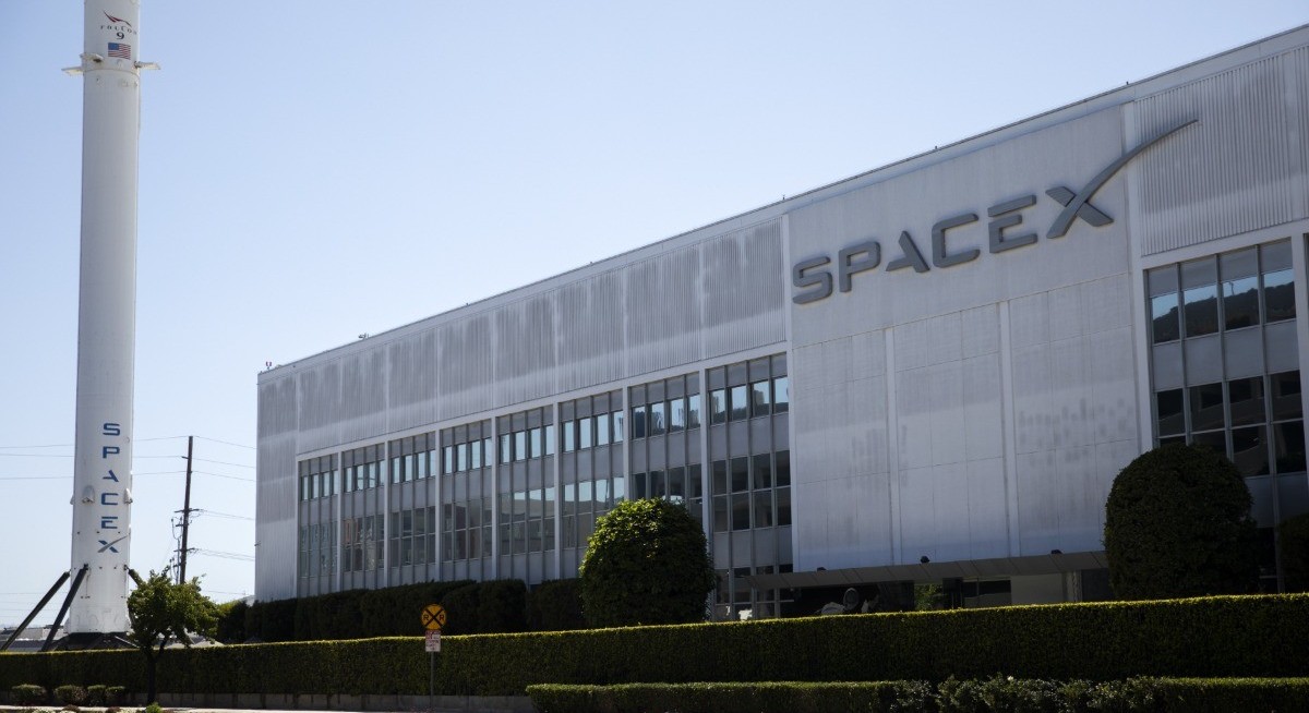 SpaceX weighing confidential IPO filing as soon as March — Bloomberg