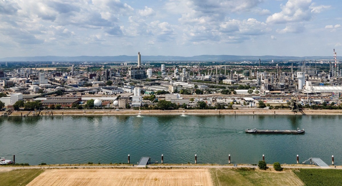 Top chemicals producers say no end in sight to market downturn