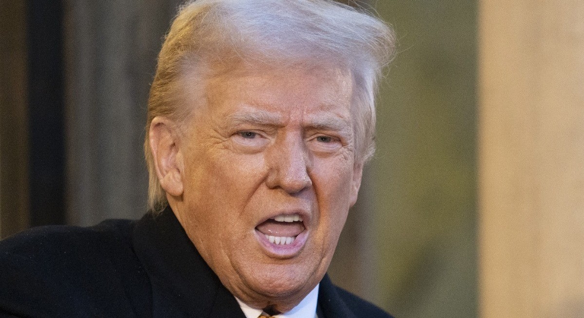 Trump tells aides to prep for lengthy Hormuz blockade — report