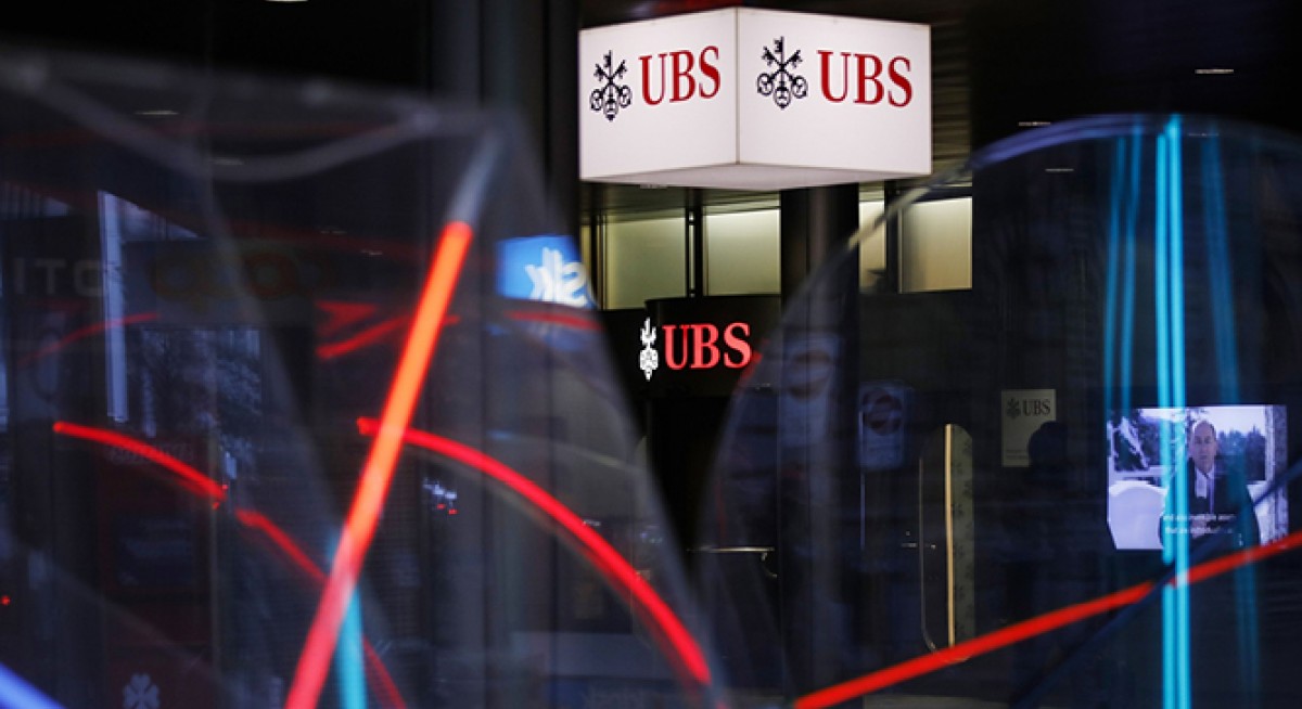 Bulging with AUM and earnings, UBS eschews cryptos even as other banks jump in