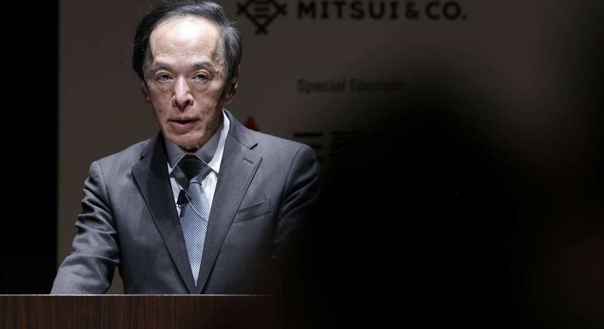 Japan's central bank governor signals it remains on rate hike path after PM meet