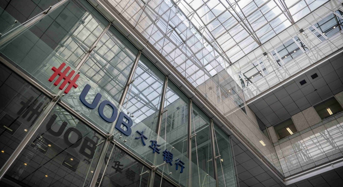 UOB's 'solid' net interest margin expansion in 3QFY2022 wins praise and upgrades from analysts