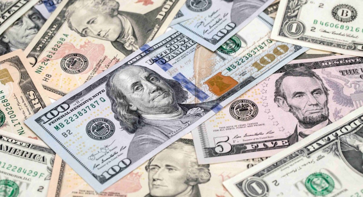 US dollar hits strongest level in five weeks before key US data