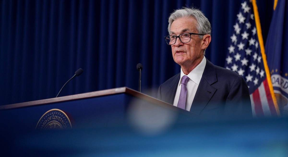 Will the Fed be politically pressured to cut interest rates soon?