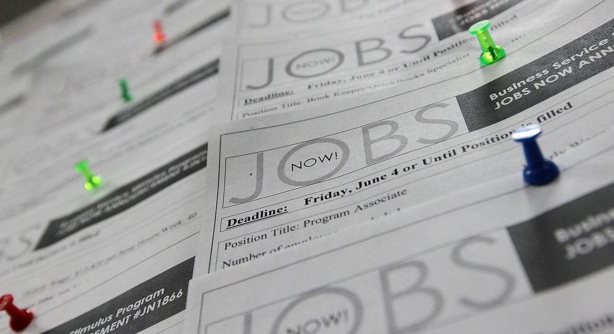 US has most October lay-offs in over 20 years on AI and cost cuts