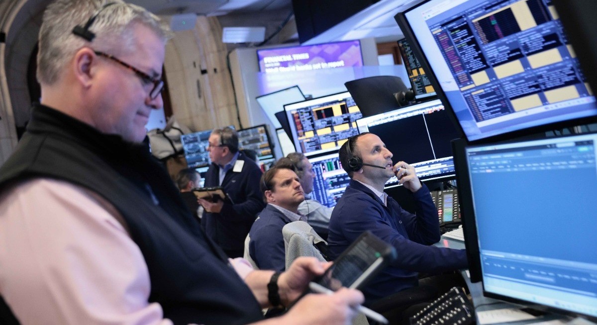 US stocks climb on cooler wholesale price growth, lower oil prices