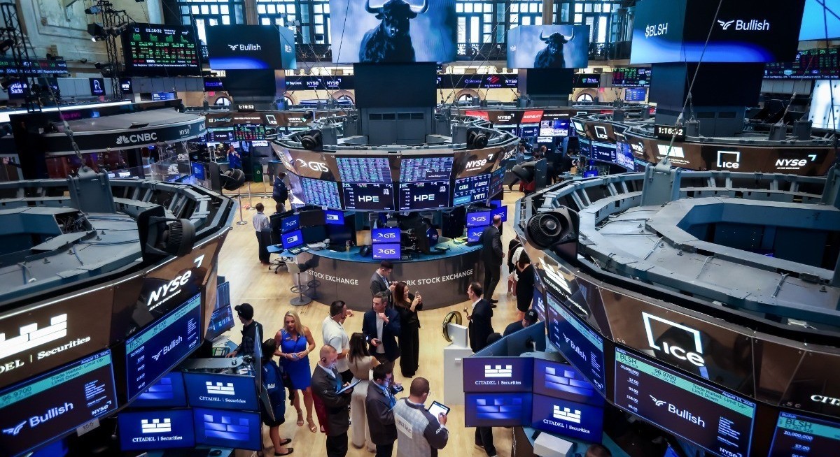 Stocks hit by AI-disruption fears as IBM tumbles